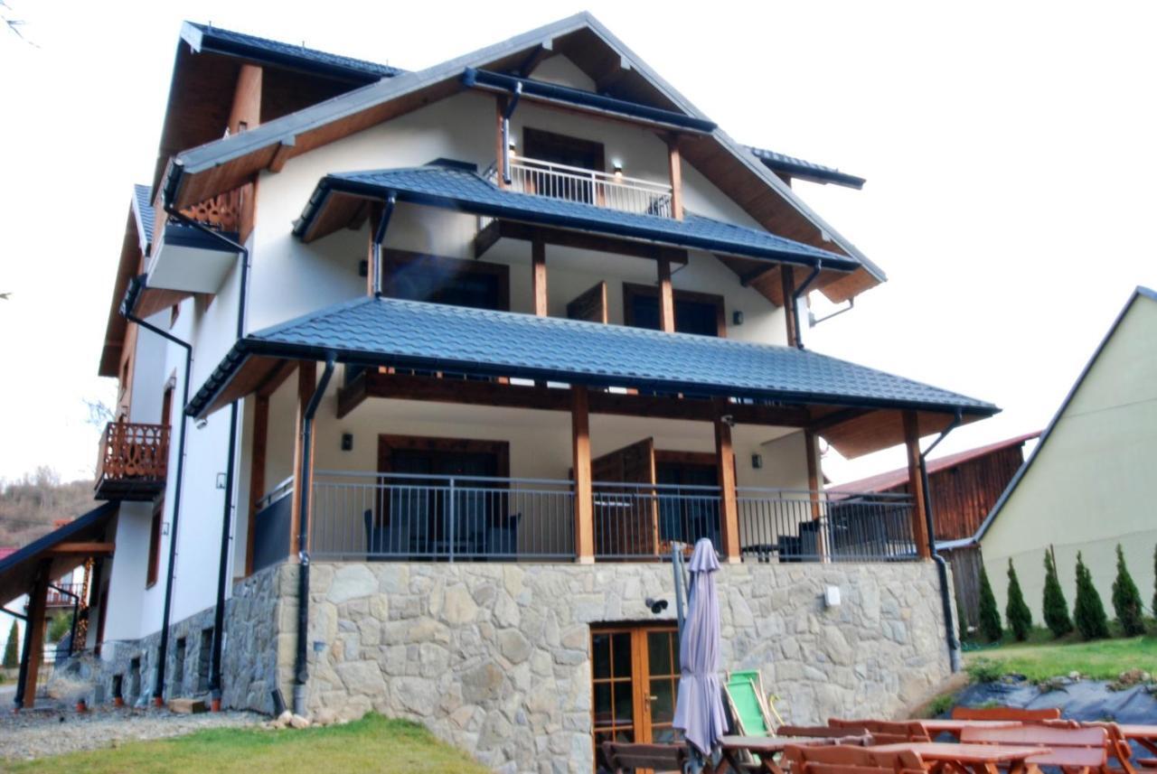 Apartamenty Magia Gor ชซาฟนีซา ภายนอก รูปภาพ